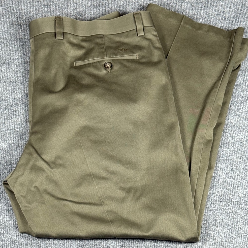 Vintage 90s Dockers Mens Pleated Classic Fit Pants Olive Green 38x30 Workwear